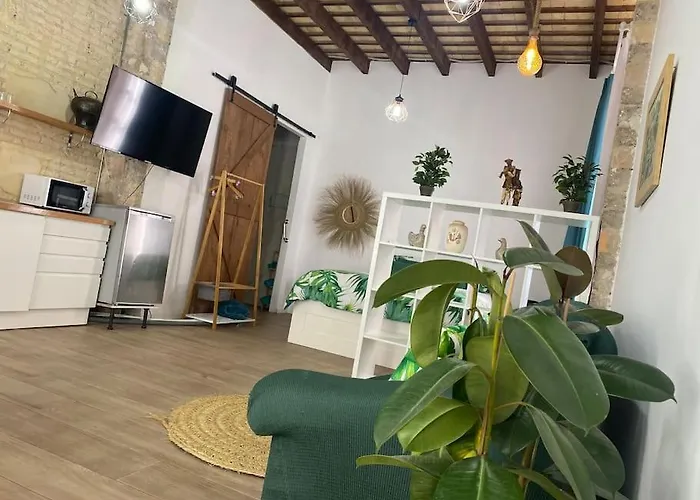 Ruzafa Oceanograf Science Center *