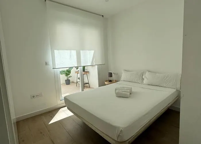 Escolano Mas 11 Noches * فالنسيا