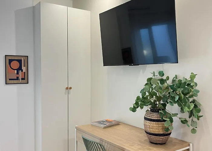 아파트 Loft Con Wifi Lavadora Secadora Cama Agradable Muy Proximo 발렌시아