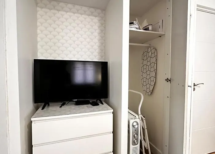 Loft Con Wifi Lavadora Secadora Cama Agradable Muy Proximo