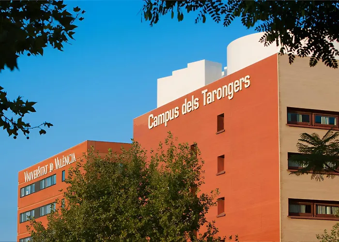 Turia Gardens - Authentic Downtown Parklife - Vlc Urban *