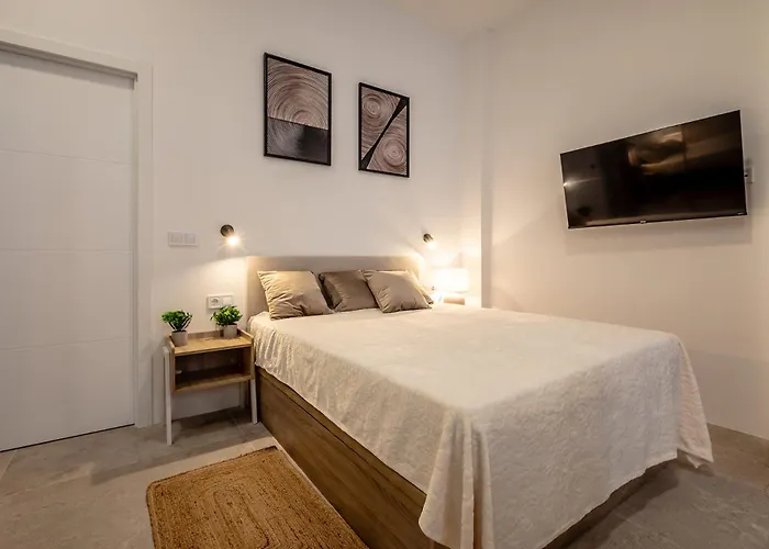 чудовий новий лофт поруч з містом наук