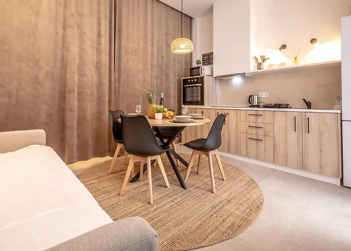 شقة чудовий новий лофт поруч з містом наук