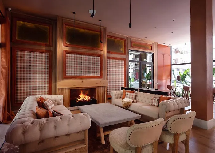 Saman Boutique Hotel