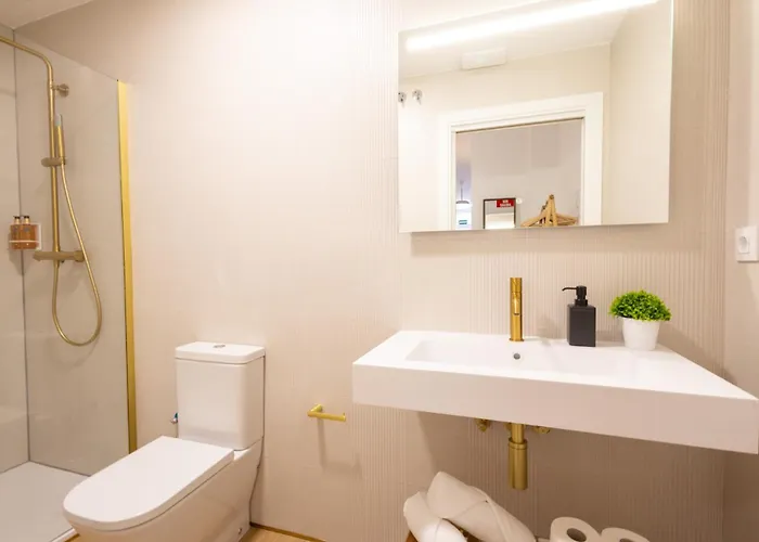 Florit Flats - The Maritim Metro Station Daire *