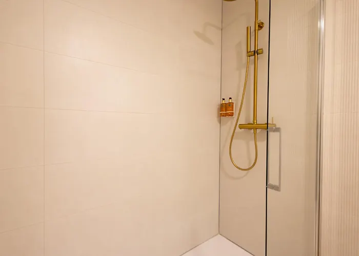 Daire Florit Flats - The Maritim Metro Station Valensiya