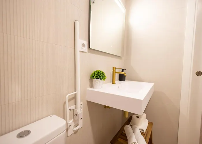 Florit Flats - The Maritim Serreria