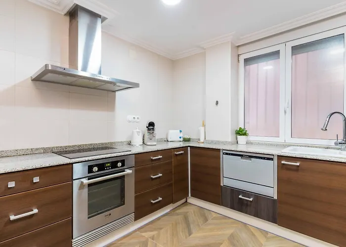 Invalencia - Balmes Flat Market * Валенсия