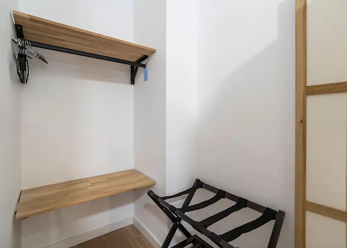 Vlc Host - Ausias March Appartement