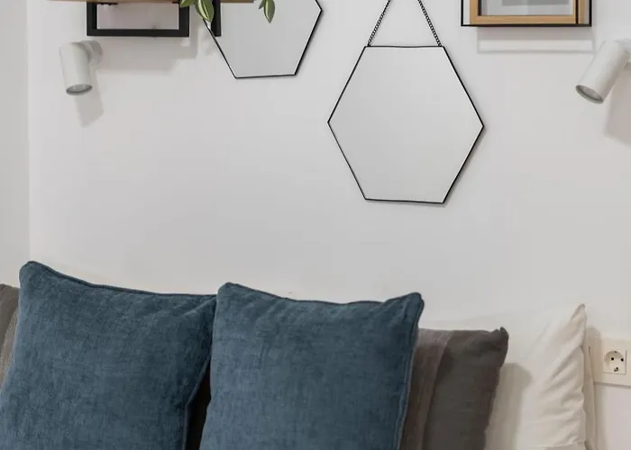 Vlc Host - Ausias March * Valencia