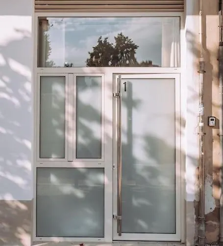 Junto A Ruzafa * Valencia