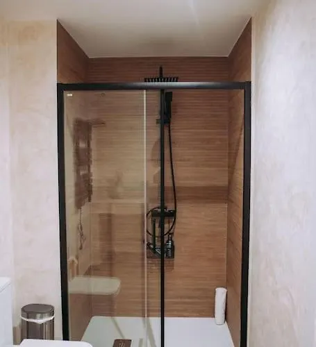 Junto A Ruzafa Valencia