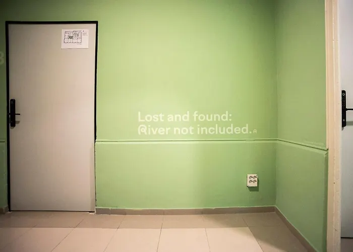 بيت شباب River فالنسيا