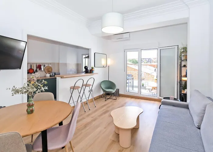 Guestready - Valencia's Sushine Terrace Διαμέρισμα *