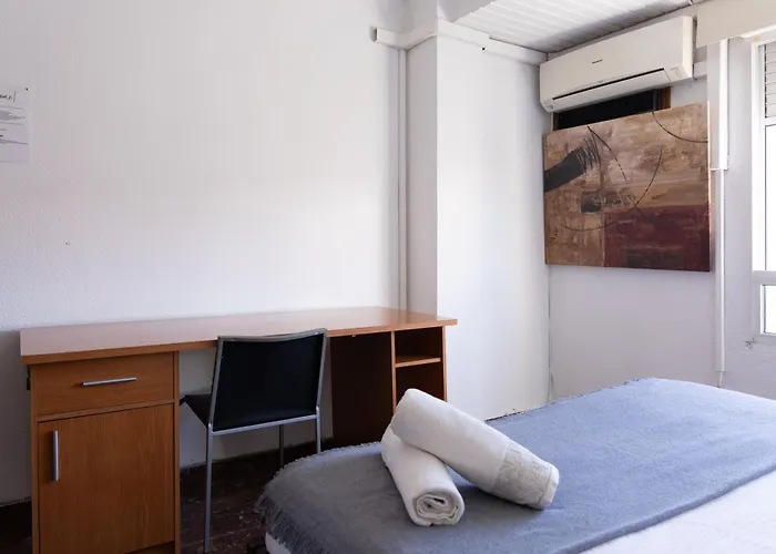 Cardenal 5 Δωμάτια σε οικογενειακή κατοικία *