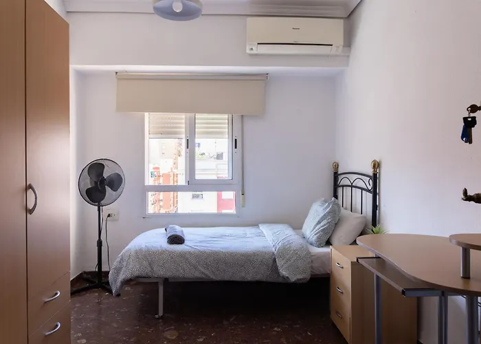 Cardenal 4 Βαλένθια