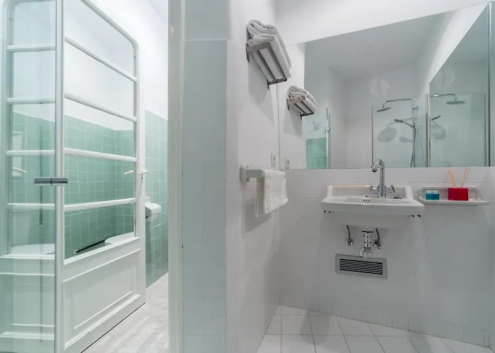 Travel Habitat Teatro Principal *