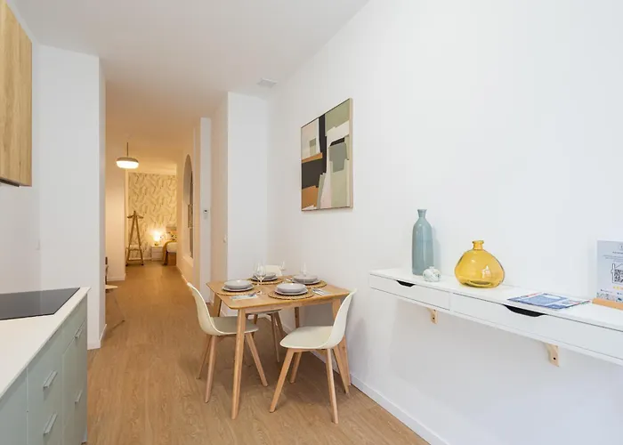 Florit Flats - The Maritim Metro Station * Valensiya