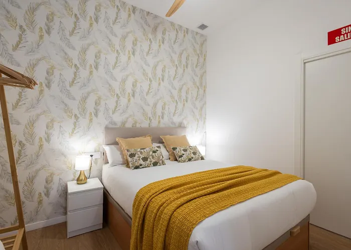 Daire Florit Flats - The Maritim Metro Station Valensiya