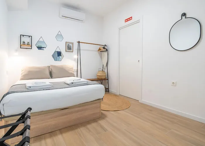 Vlc Host - Ausias March *