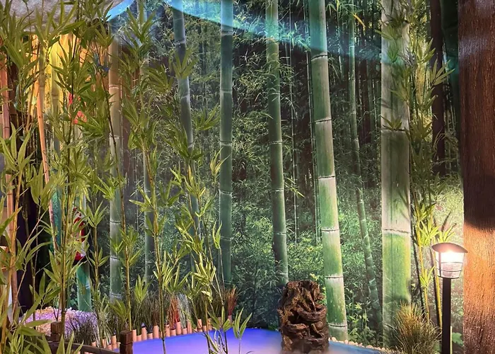 The Pod Village * Valence