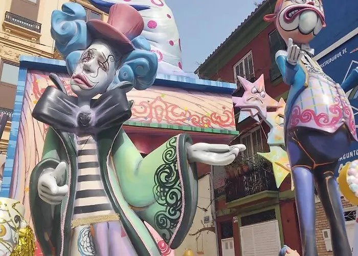 Charming In The Center