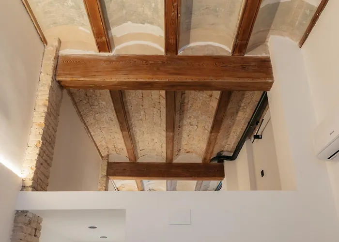 Lovely Exclusivity In Center فالنسيا