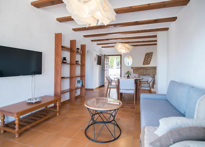 Hébergement de vacances Piscina Urbanizacion De Lujo Cerca Del Mar *