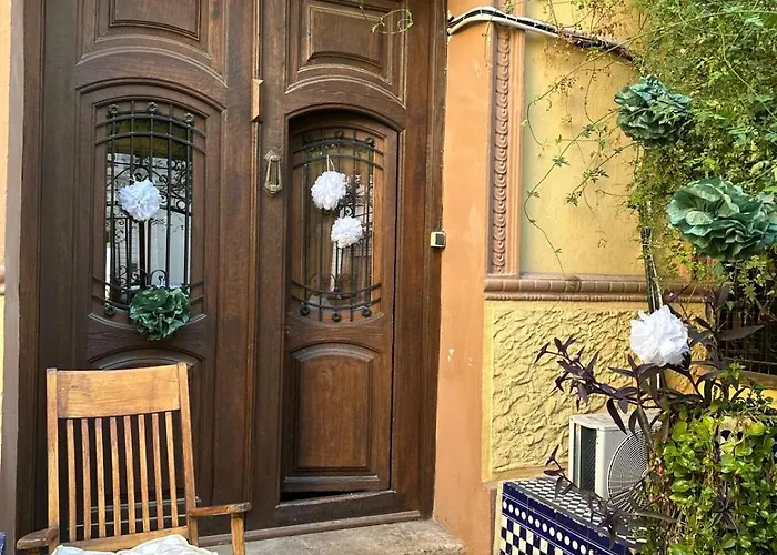 Δωμάτια σε οικογενειακή κατοικία 1- Interior Con Aire Acondicionado Y Con Bano Independiente