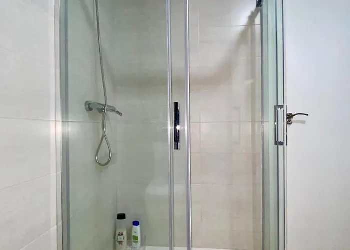 Frente Estacion De Tren Joaquin Sorolla Valencia