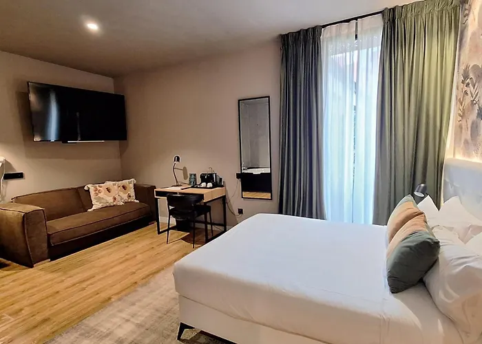 Saman Boutique Hotel Valenza