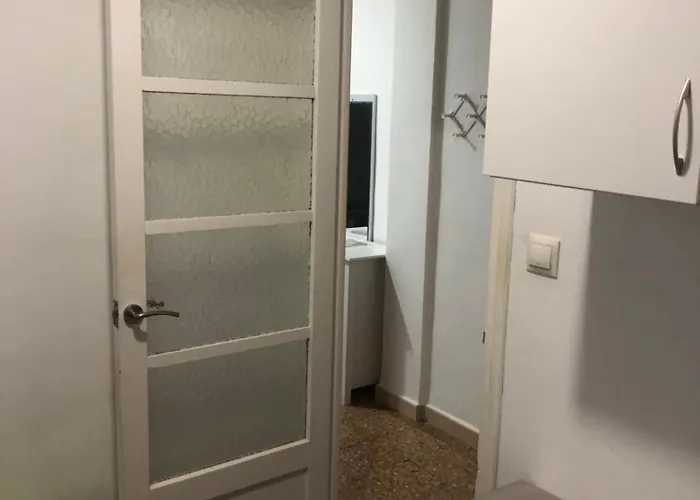 Dos Puerto En Piso Compartido 홈스테이 *