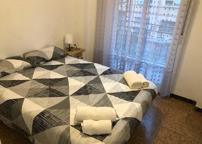 홈스테이 Dos Puerto En Piso Compartido 발렌시아