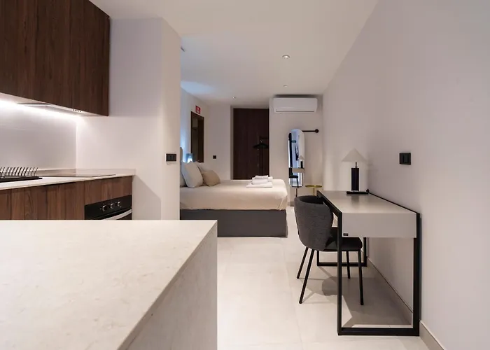 Vlc Host - Luz Casanova شقة