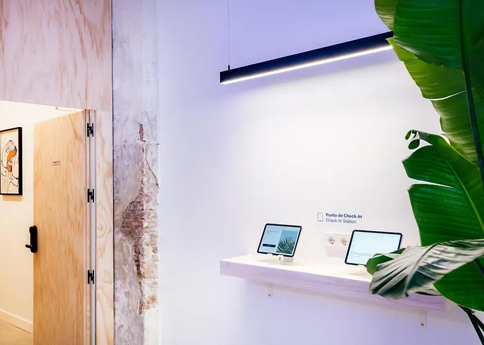 Colo Colo - Single Private Beds Valence