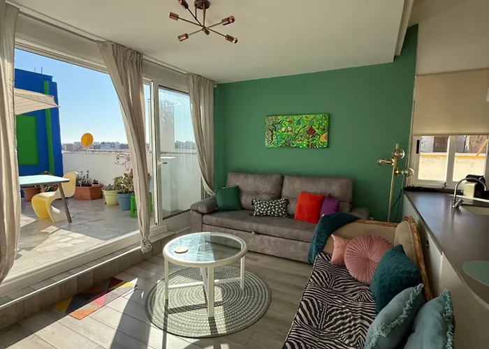 Petite Penthouse With The Sunniest Terrace In