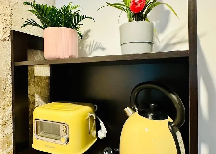 شقة Ori B & Spacious Flat Close To The Center *