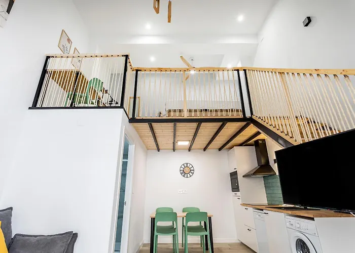 Marie Curie Flats, Lovely Duplex 2 شقة فالنسيا