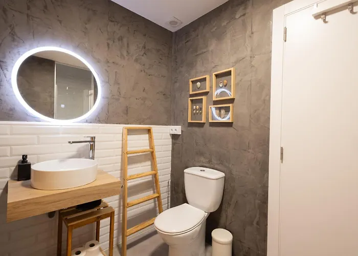 Florit Flats - The Pitiusas