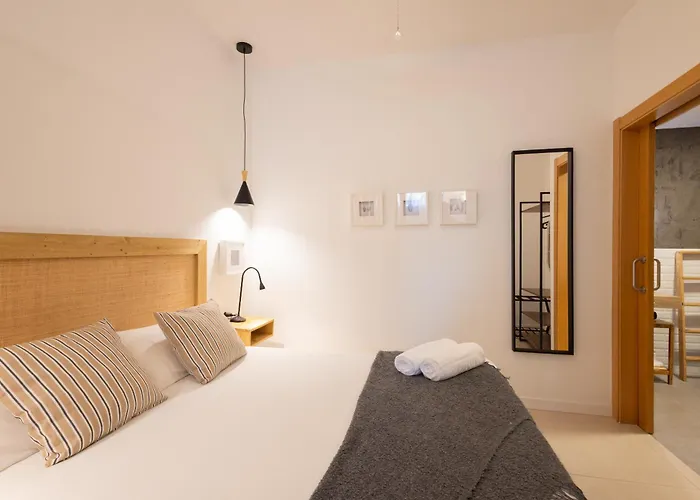 Florit Flats - The Pitiusas 아파트 *