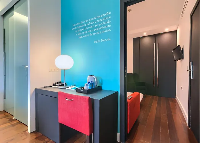 Sea Port Отель Валенсия