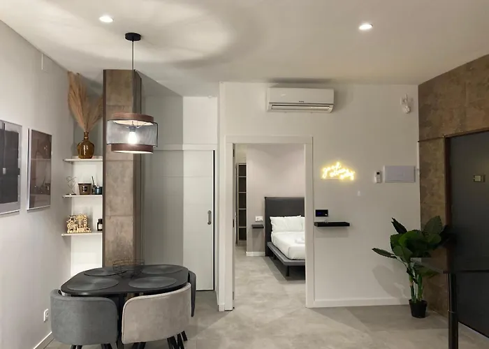 Amplio Estudio En Valencia Βαλένθια