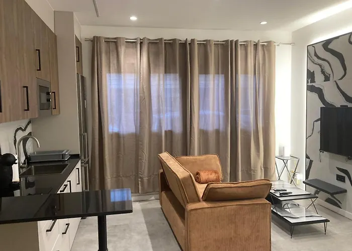 Amplio Estudio En Valencia