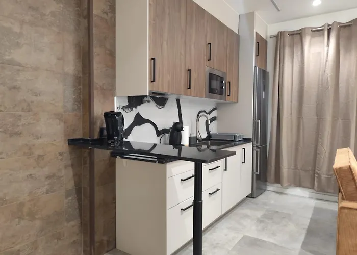 Amplio Estudio En Valencia * Βαλένθια