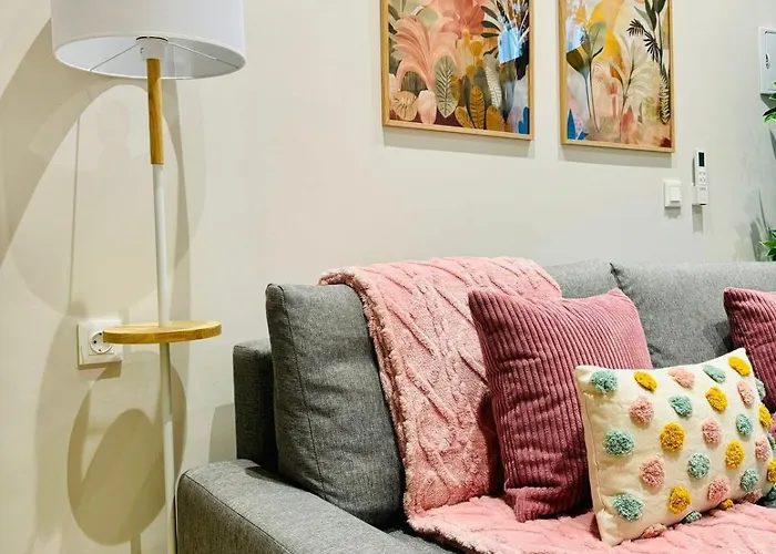 Cozy & Stylish Loft Near Center * فالنسيا