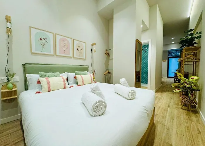 شقة Cozy & Stylish Loft Near Center *