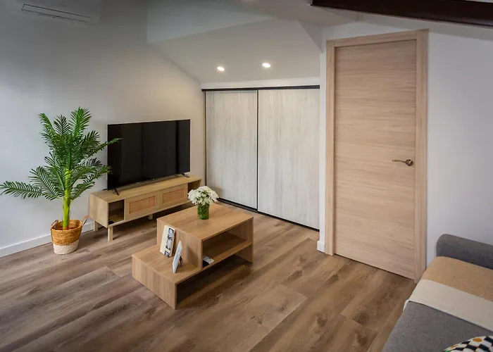 El Carmen Valencia, Estudio Con Terraza