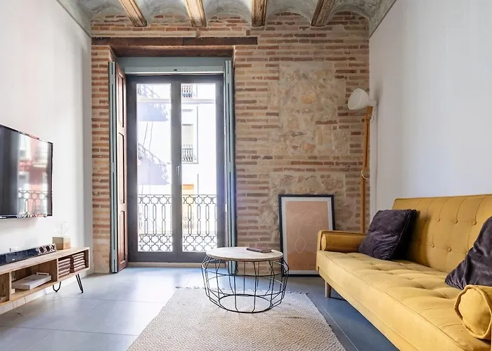 Céntrica Y Encantadora Vivienda. *