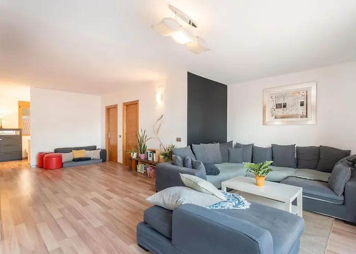 Unique Patacona Villa