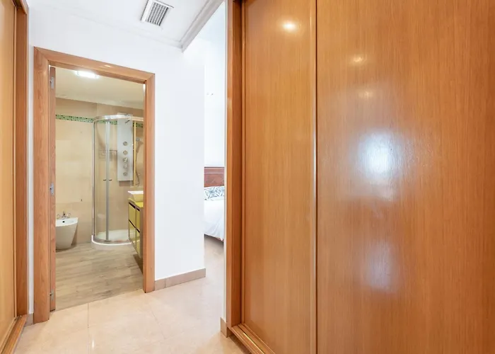 Unique Patacona Villa